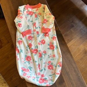 Carters sleeping sack 0/9 months